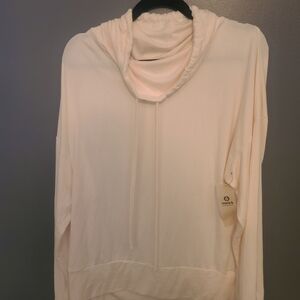 NWT Mono B Soft Cream Pullover
